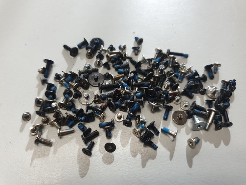 Assorted laptop screws - Picture 2 of 2