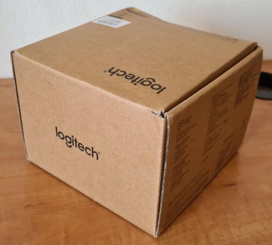 Logitech BCC950 ConferenceCam Webcam with Built-in Speakerphone + Power supply