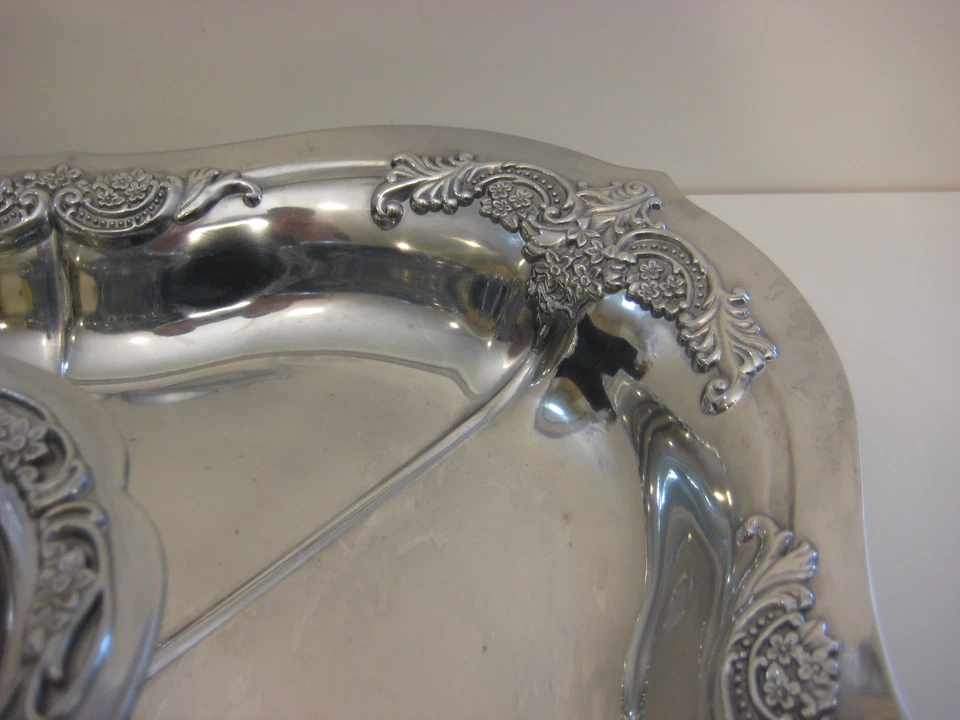 Raro Wallace Enorme Vajilla de Aluminio Barroco Chip & Dip, 16 1/2" x 16 1/2" Foto 4 de 4