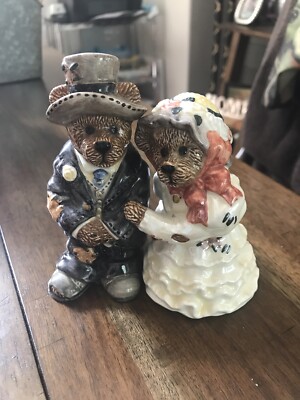 Bear Bride & Groom.... ''True Love''...Salt & Pepper Shakers...by Bearware Pottery