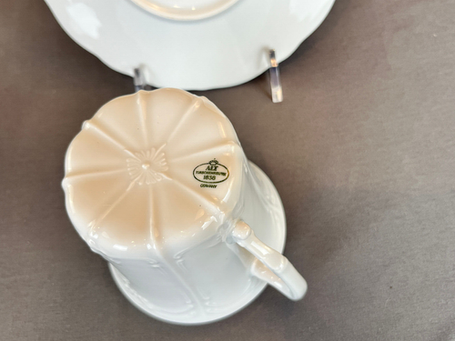 8 Tirschenreuth BARONESSE WHITE 3" Flat Cup & Saucer Sets: MINT - Picture 8 of 13