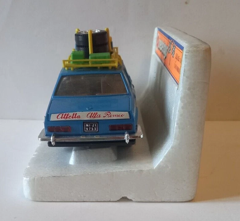 MEBETOYS ALFETTA RAID CAPO NORD/SUD scala 1/25 art. 8571 Mattel - Immagine 4 di 4