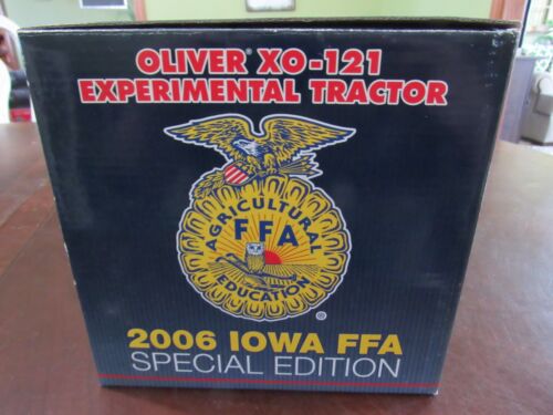 SPECCAST 1/16 2006 IOWA FFA SPECIAL ED. OLIVER XO-121 EXPERIMENTAL TRACTOR - NIB - Picture 4 of 9