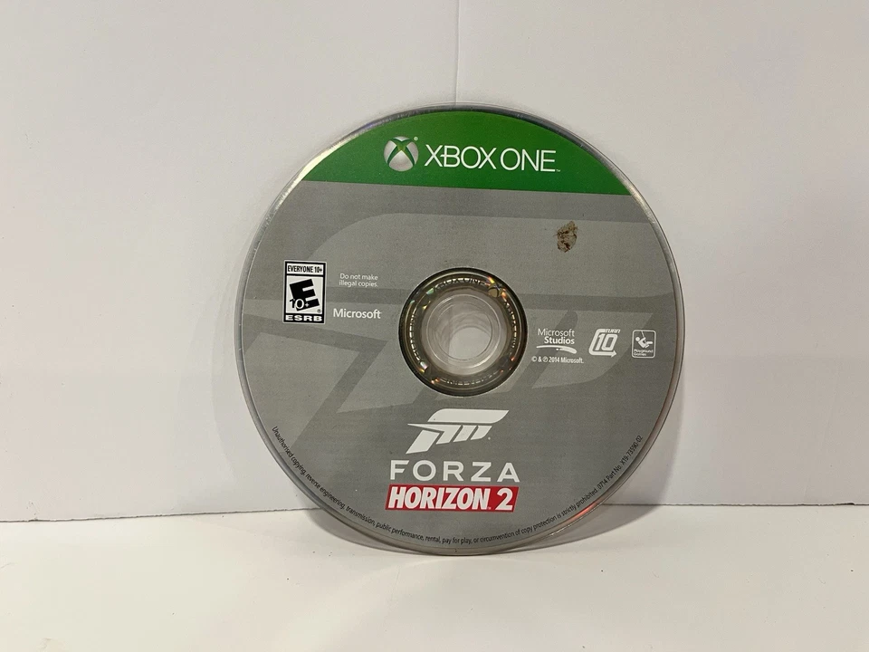 Lote de juegos Xbox One - Forza Horizon 2, Gears of War, Assassin’s Creed Black Flag Foto 2 de 4