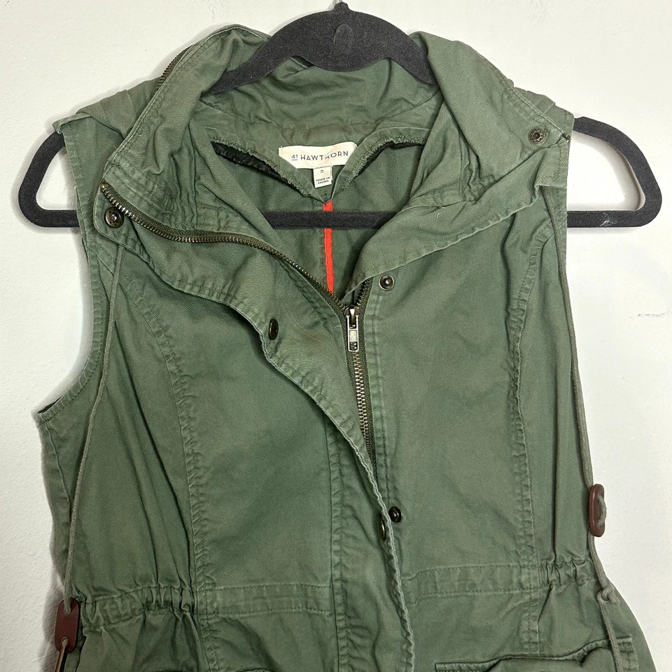 Chaleco con Capucha 41 Hawthorn Verde Algodón Cremallera Frontal Utilitario Para Mujer Talla Mediana Foto 2 de 4