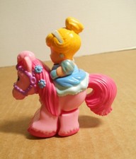 Fisher-Price Little People Disney Klip Klop Princesa Cenicienta Caballo Rosa O53