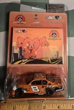 1/64 Dale Earnhardt Jr Action #8 Gossamer Looney Tunes Rematch 2002 Monte Carlo
