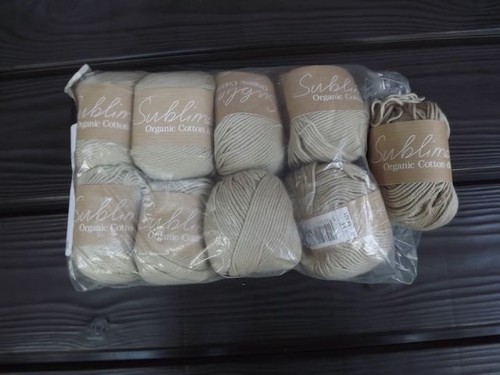 Erhaben, 100% org. Baumwolle DK, 9 Knäuel, 50 gr. 110m/120 yds. hell taupe/beige