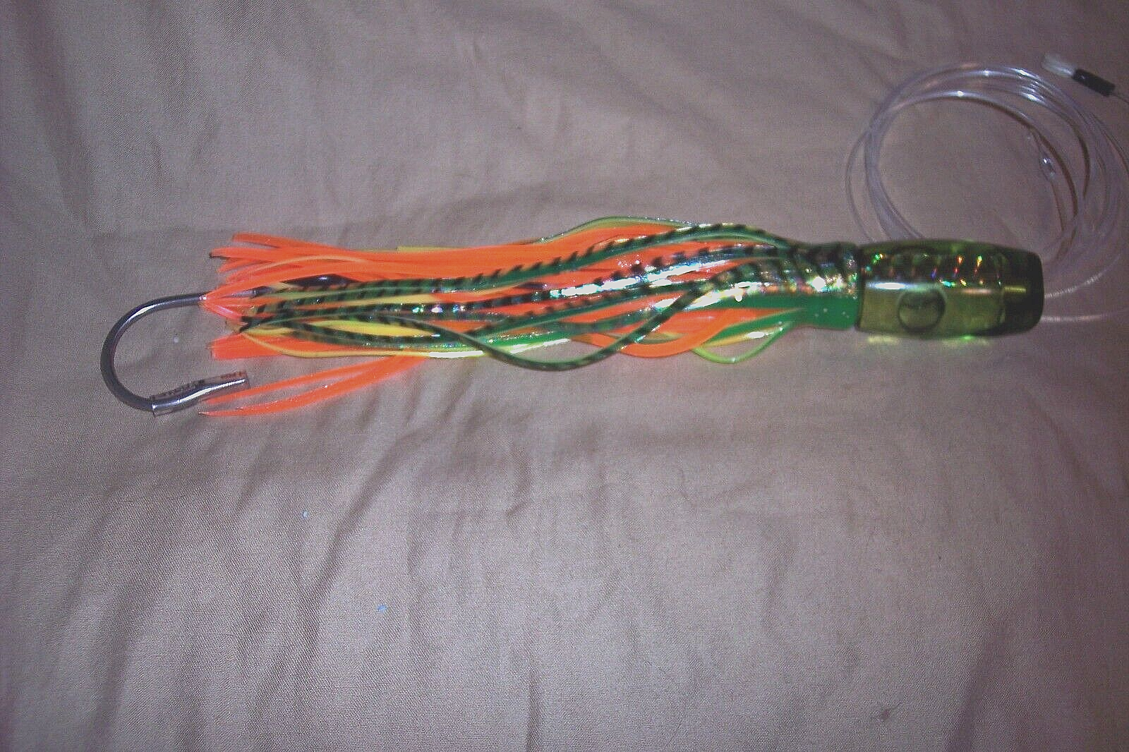 10-inch Rigged Squid Lure for Deep Sea Game Fishing Jet Slant Design