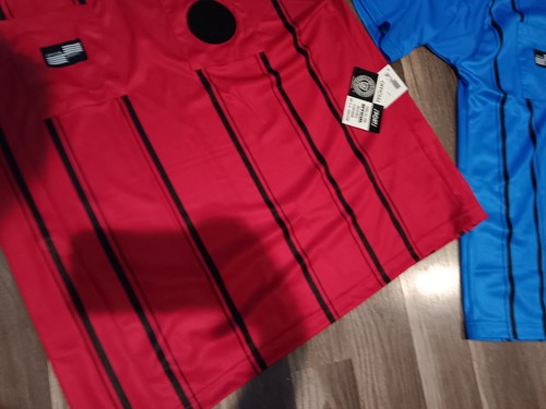 Offizielles Sport International Fußball Schiedsrichter Herren XL Shirt Menge 2 blau rot Neu mit Etikett - Bild 8 von 19