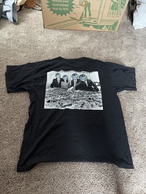 Camiseta Astroworld Staff Travis Scott tamanho XL pré-propriedade