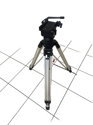 T40 Tripod Ready To Set Up Your Professional cameras  In Min conditions!