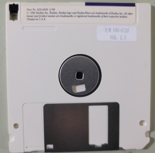 RadiusWare - Radius Software for the Macintosh Version 2.0 Disk Media - 1990 - Picture 3 of 3
