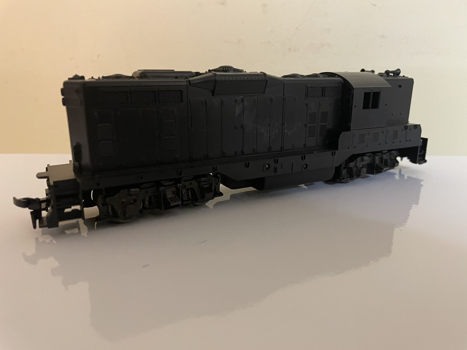 ATHEARN POWERED GP9 UNDECORATED ENGINE HO SCALE BRAND NEW eBay