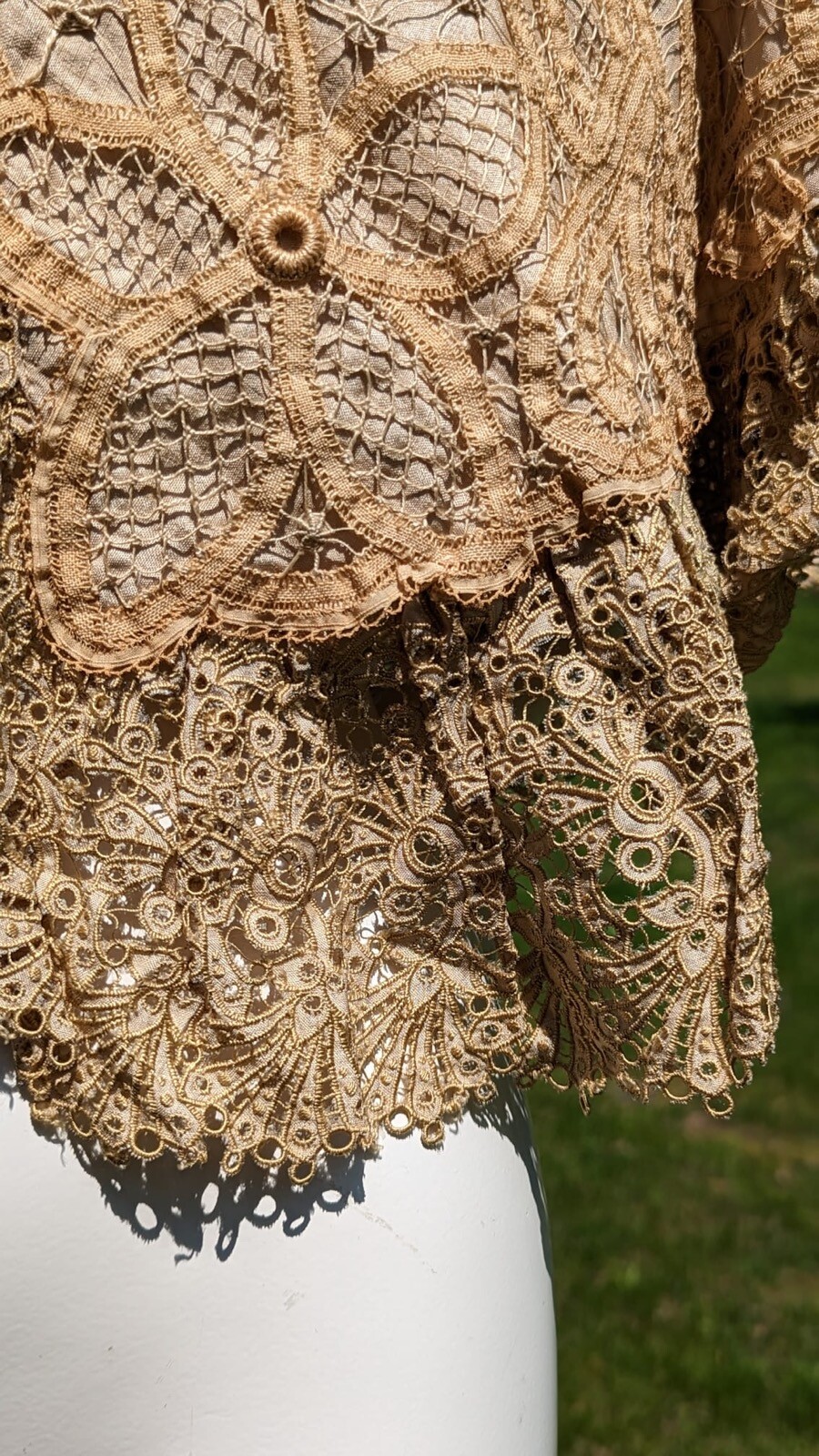 Picture 2 of 8
