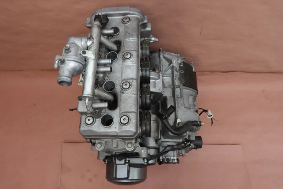 Yamaha FJR1300 FJR 1300 2003 2004 2005 motor transmisión Foto 4 de 4