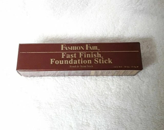 Fundamentos de bronce Fashion Fair Stick