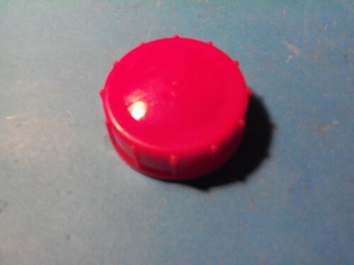 New GREEN MACHINE OMC FUEL CAP FITS TRIMMERS NO NUMBER NLA RX3 - Picture 1 of 2