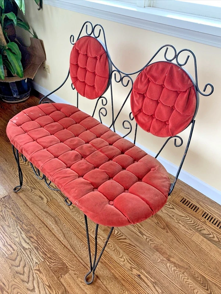 Антикварное винтажное металлическое стеганое скамейное сиденье середины века - Изображение 2 из 4