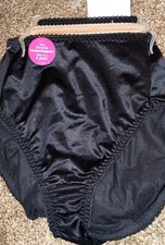 NWT Vanity Fair 3 Pack Girdle Panties Sz S/5. See Description