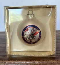 VTG 1994 Atlanta Braves Bugs Bunny Christmas Ornament Sports Collectors Series