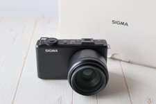 SIGMA DP3 Merrill Digital Camera (Body Only)