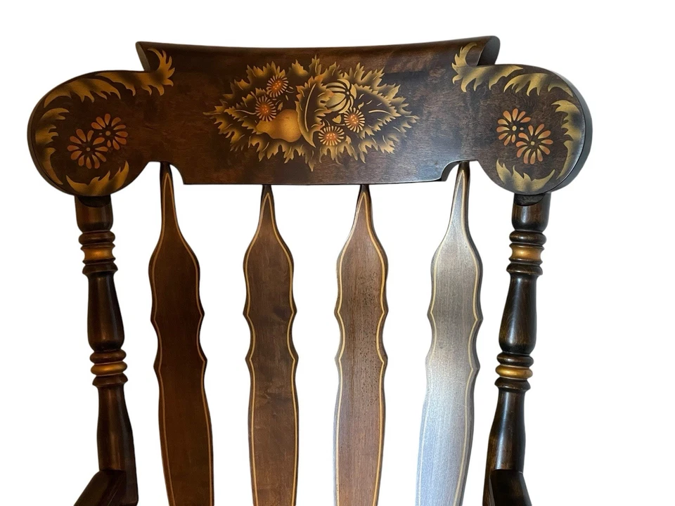 Mecedora Windsor vintage con estampado de pino Nichols & Stone Foto 4 de 4