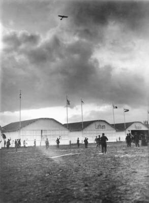 Arrival of Hubert Latham's Antoinette flying over his balloon hall- Old Photo