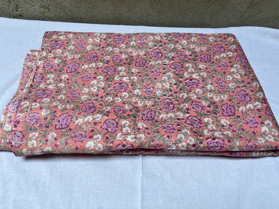 Floral Bedruckter Baumwoll Stoff: Sanganeri Hand Block Gedruckter Voile, Natürlicher Farbstoff