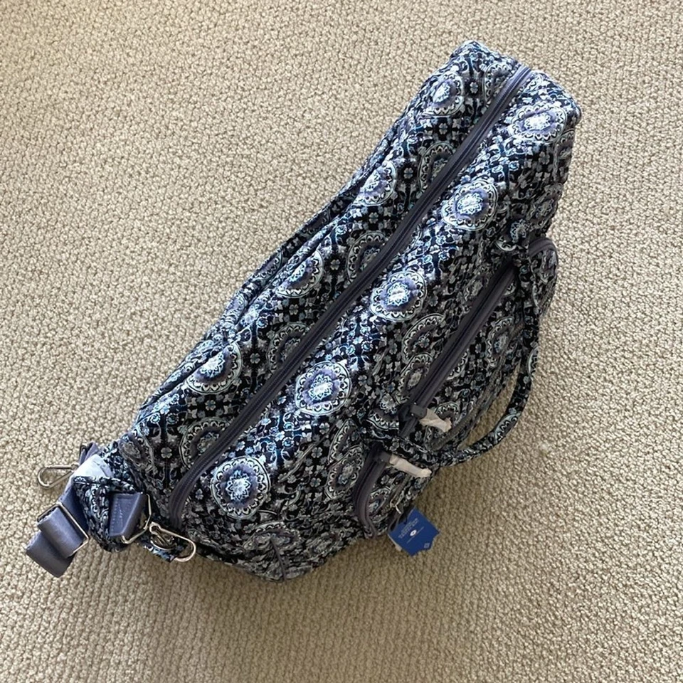 Bolso de Viaje Vera Bradley Icónico Fin de Semana Bolsa de Lona Carbón Medallón Nuevo con Etiquetas Foto 3 de 4