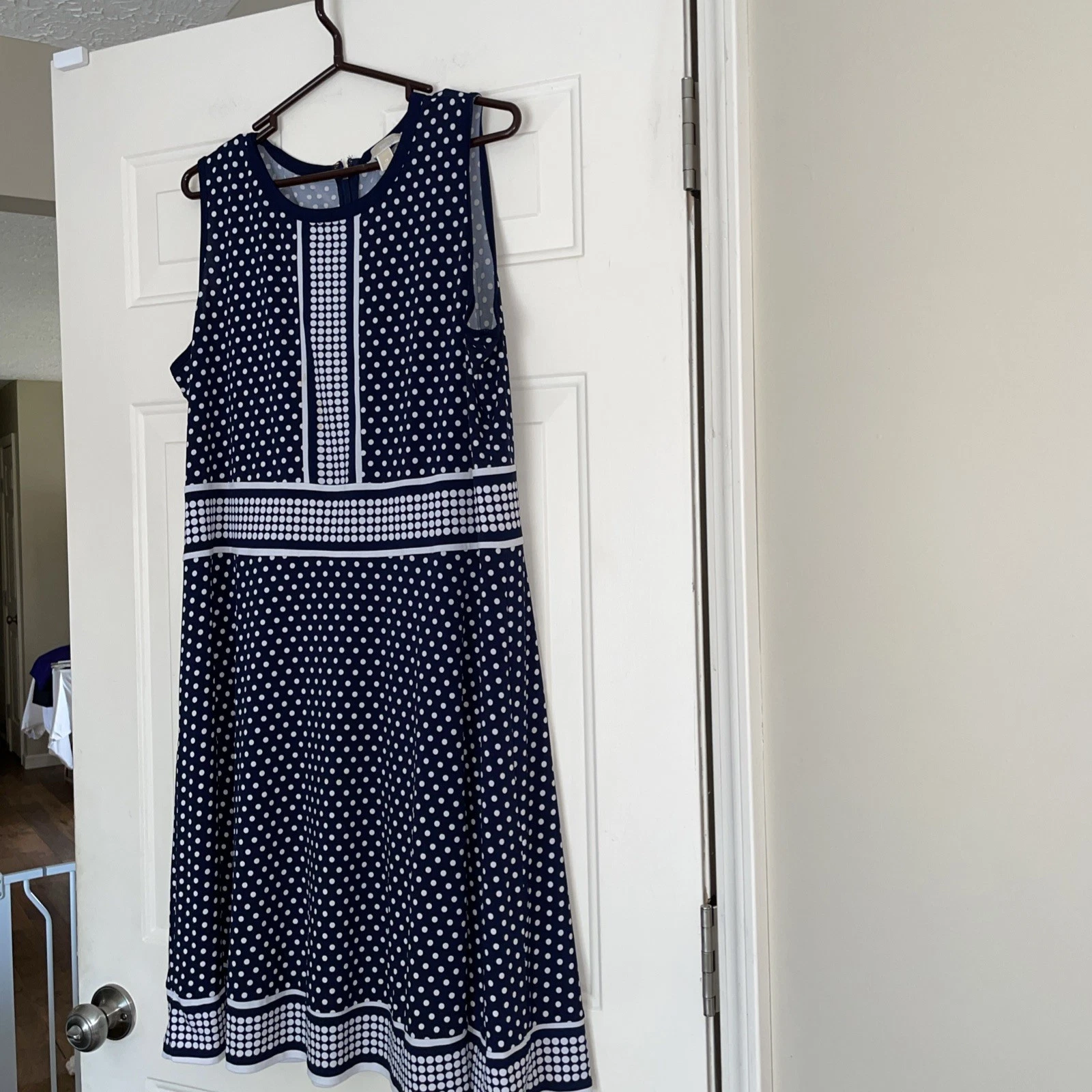 Abito donna Michael Kors jersey aderente e svasato 1x pois blu e bianco