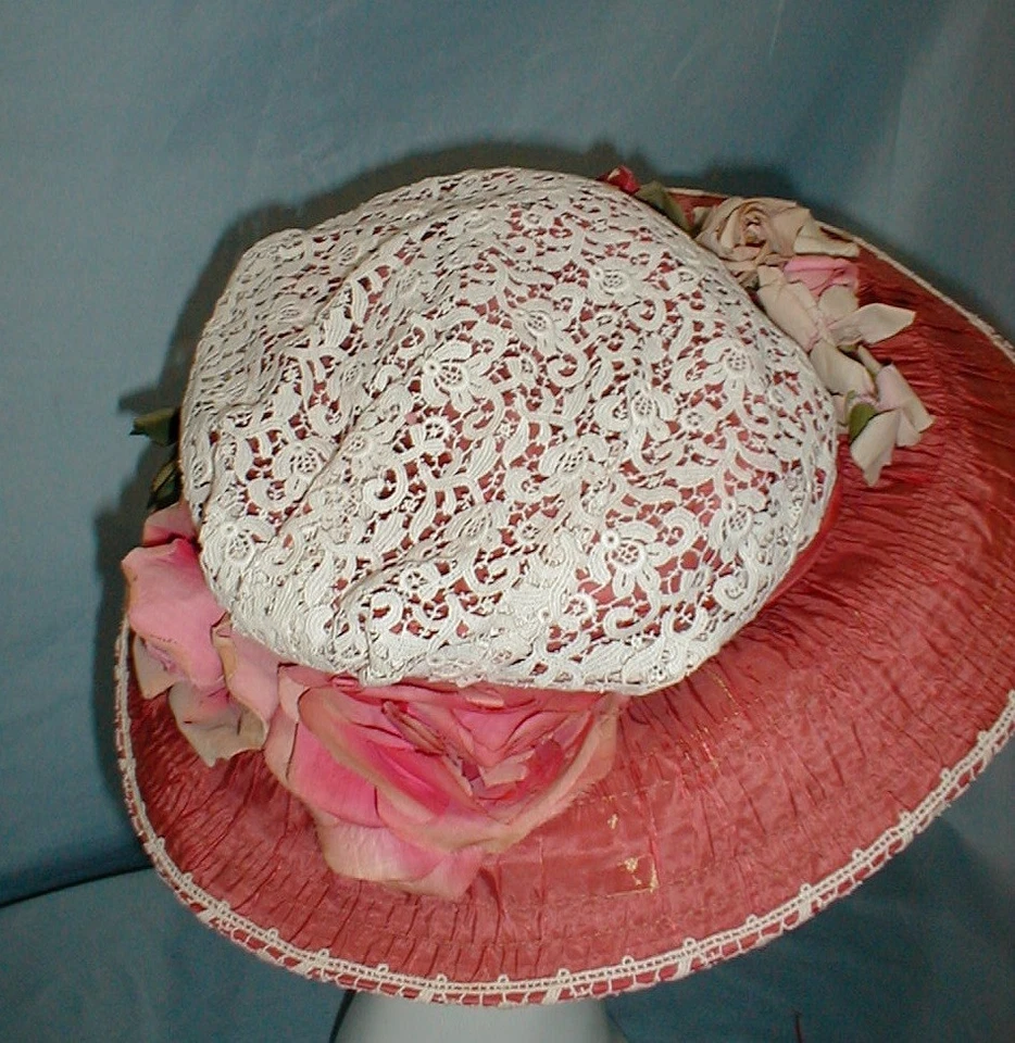 Espléndido sombrero antiguo eduardiano 1912 rosa seda y encaje blanco adornos florales Foto 2 de 4