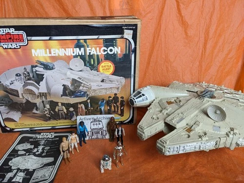 ⚪⚫ Vintage Star Wars MILLENNIUM FALCON w box complete working Kenner 1979 ⚫⚪