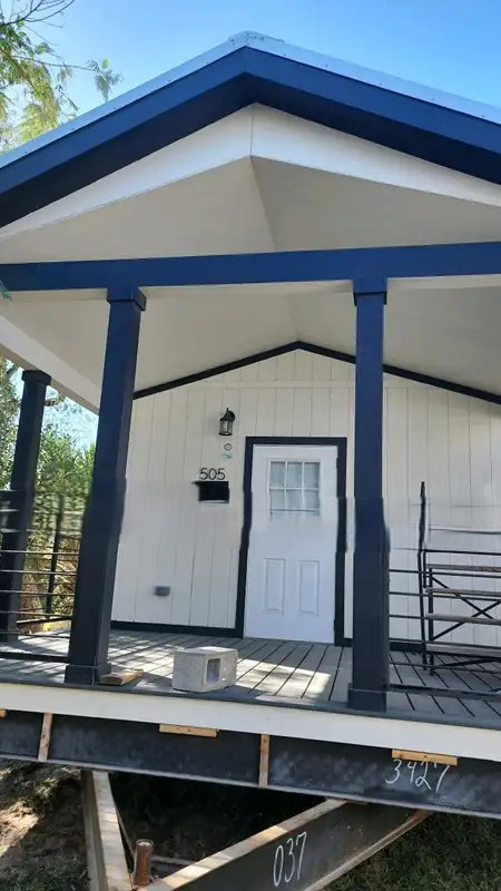 CHAMPION MODEL 522A , 528 , Tiny Home , A/C, TOWABLE, LARGE INVENTORY, 4 AXLES, - Image 2