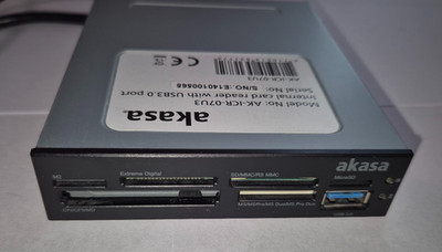   Akasa AK-ICR-07U3   Interner Multi-Card Reader & USB 3.0 Port (3,5'')