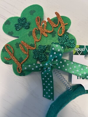 NWT St. Patrick display picture 1