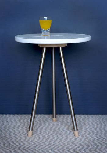 Three legged coffee or end table with a white top in the design of a pill/tablet - Picture 7 of 10