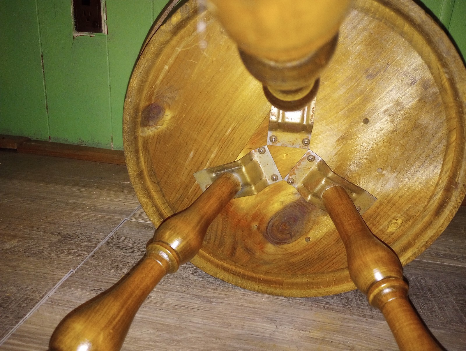 VTG ROUND WOOD RINGED BARREL 3-LEG SEWING BOX STORAGE LID W/HANDLE-SEE DETAILS 