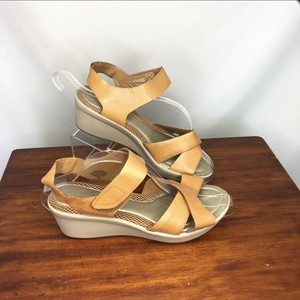 easy spirit anti gravity sandals