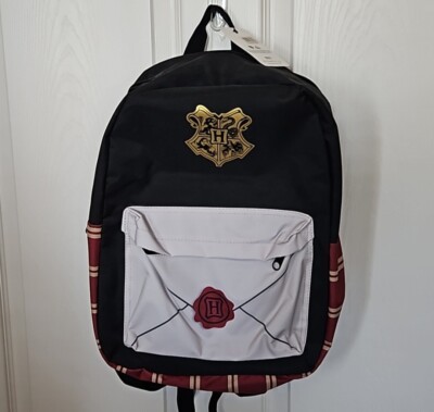 NWT Harry potter backpack NWT Harry Potter mini backpack flip sequence hogwarts crest  main image 2