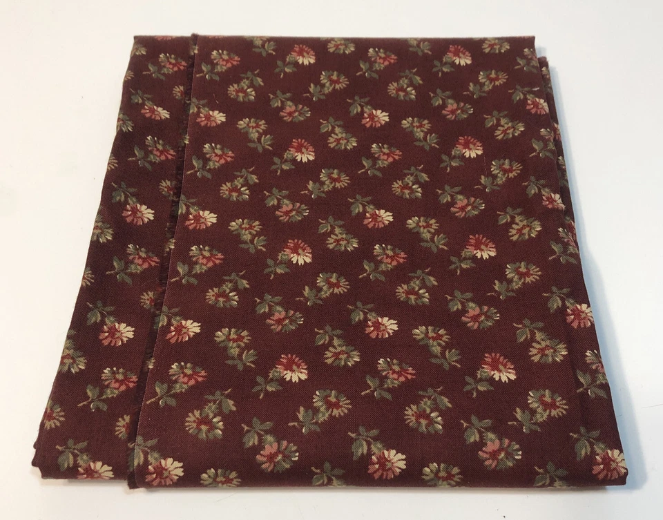 Moda Richmond Reds Minden 1870-1900 (8303 17) Fabric Quilting Craft 1 Yard - Image 2 of 4