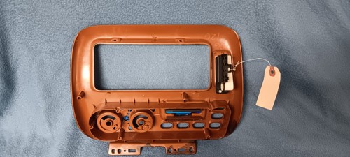 96-00 Chrysler Town and Country Dash Radio and Climate Control Bezel - Picture 2 of 2