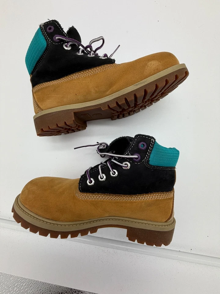 Timberland Niños 6 pulgadas Waterptoof Botas 2.5 Tostado, Verde azulado y Negro Foto 2 de 4