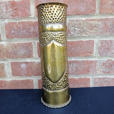 WW1 Grabenkunst Shell Essex Regiment Cambrai Ypern Somme 1918 datiert 11 1/2'' hoch
