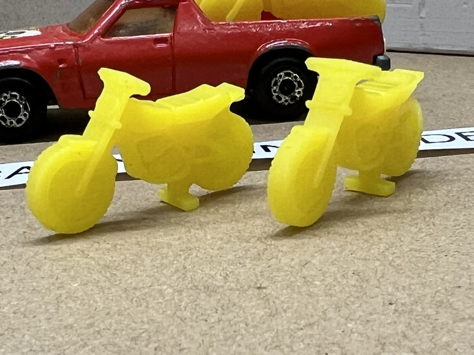 Matchbox Lesney Holden Pickup Superfast No 60 (2 BIKES) car not included - Image 4 of 4