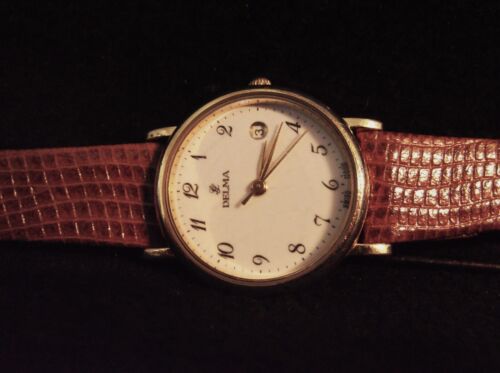 DELMA SWISS WOMEN'S WATCH GENUINE LIZARD LEATHER BAND NEW BATTERY RUNS GREAT.