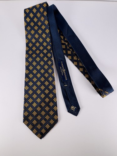 Corbata Tommy Hilfiger Hecha a Mano Azul Dorado 100% Seda Para Hombre EE. UU. Nueva - Imagen 8 de 11