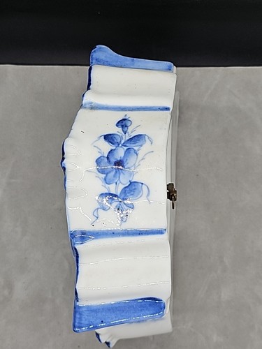 Petite 5.5" Vintage Wind Up Blue Delft Style Porcelain Case Mantle Desk Clock - Picture 8 of 15
