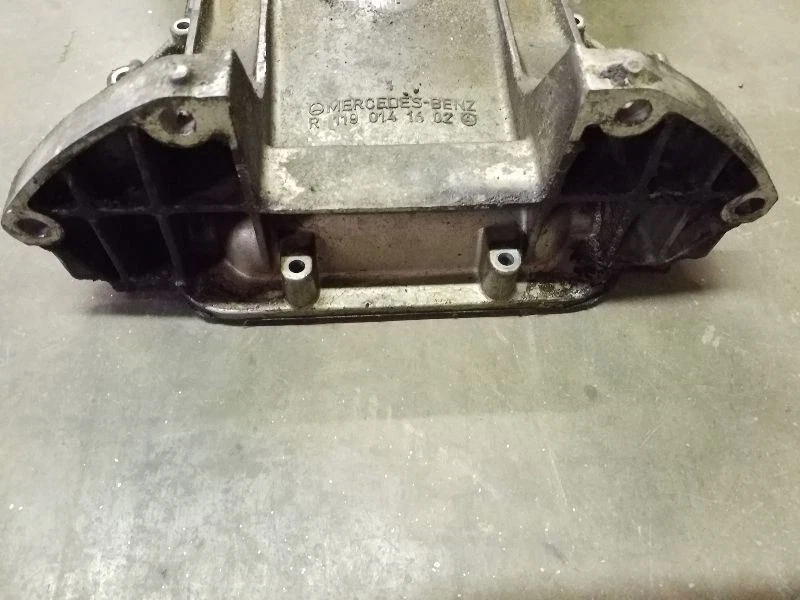 Panela superior de óleo do motor | Compatível com 1993-1999 Mercedes Benz S500 500SEL - Imagem 3 de 4