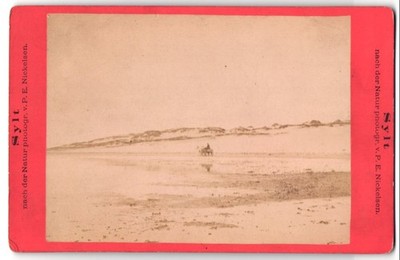 Fotografie P. E. Nickelsen, Sylt, Ansicht Westerland, einsamer Karren bei Ebbe  